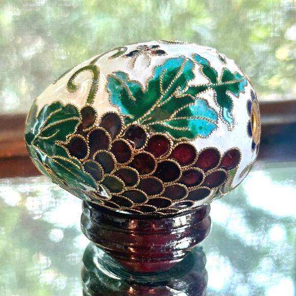 Vintage Cloisonné Enamel Egg with Grape and Leaf Design – with Stand - Picture 5 of 8